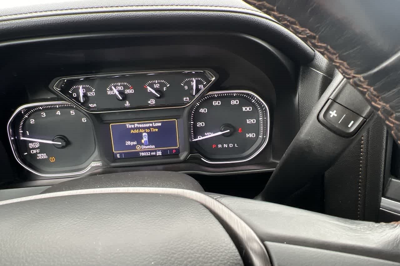 2019 GMC Sierra 1500 AT4 4WD Crew Cab 147